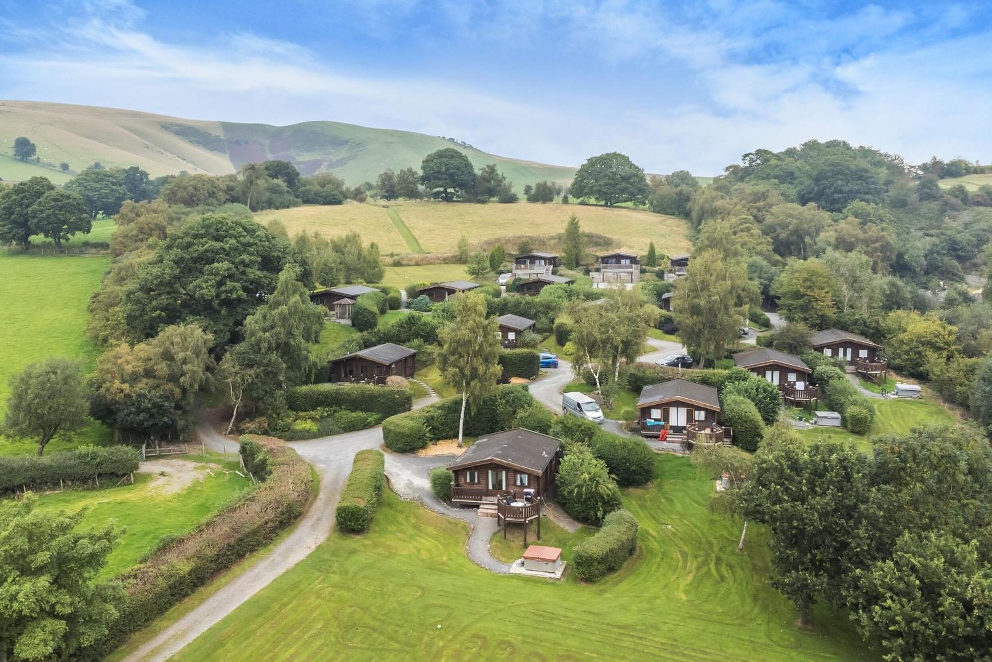 Hillside View Villa Rhayader Bagian luar foto